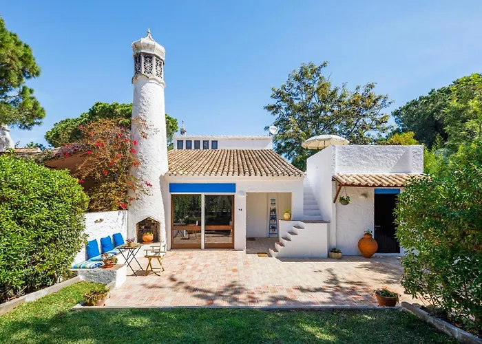 Pura Vida Falesia By The Portuguese Butler